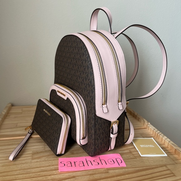 🌼Michael Kors Backpack Set - Picture 3 of 16